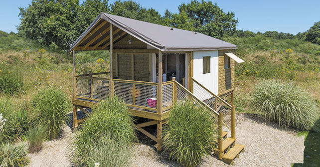 ECOLODGE sobre pilars costat mar (4/6pers.) Model 2017